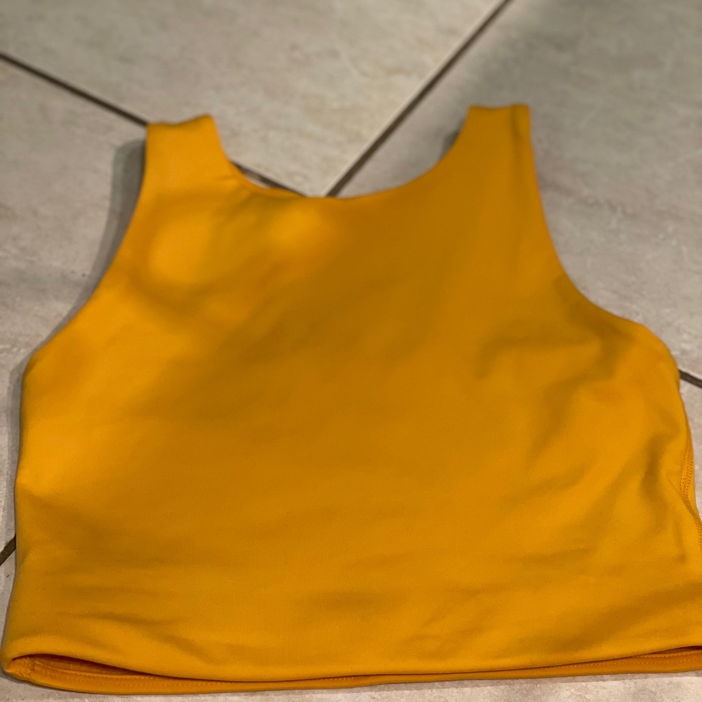 Girlfriend Collective Crop Top